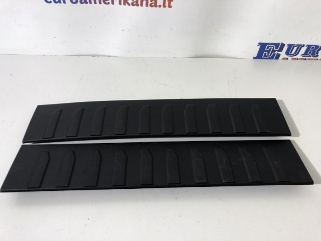 Scuff Plate (Takeoff, Right side)